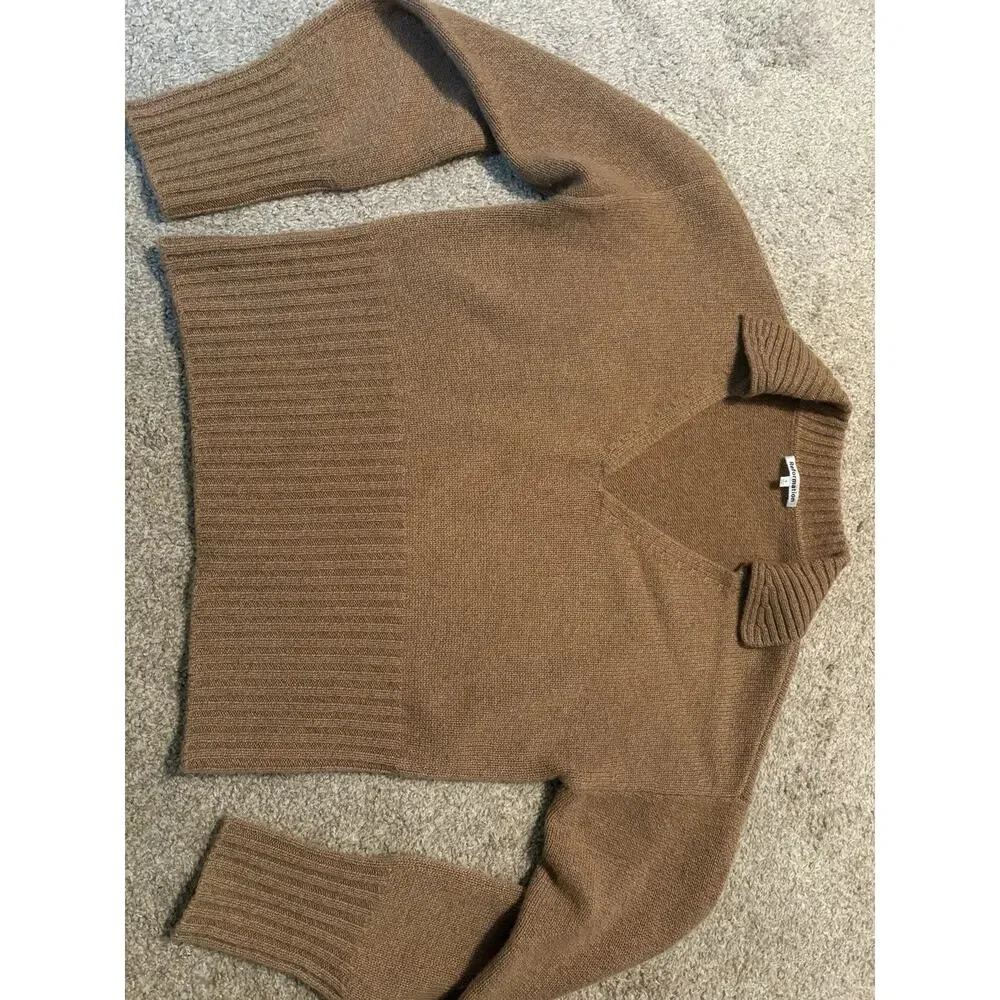 Reformation Beckie Cashmere Collared V Neck Sweater in Panko Camel Beige Tan - Picture 9 of 11